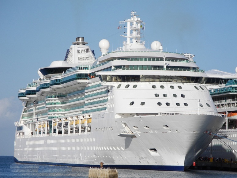 Royal Caribbean International - Cruise Vessels